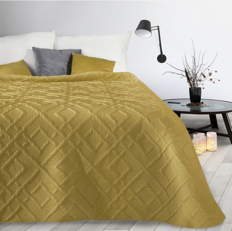 Prehoz na posteľ Alara 2, zlatý, jednofarebný s geometrickým vzorom